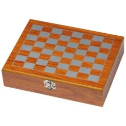 Spieleset Mit Flachmann, Schach- Und Kartenspiel -Leben Bedarfs Verkauf Werbeartikel Spieleset mit Flachmann Schach und Kartenspiel 855496391 1